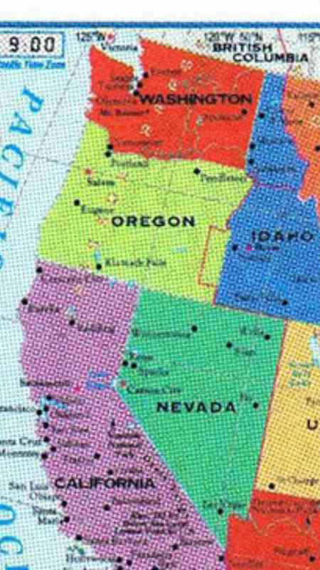 What colour is Oregon on this map?